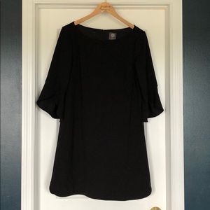 🆕Vince Camuto tulip bell sleeve dress